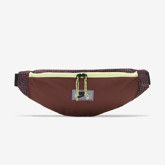 Nike Other - Nike Heritage Hip Pack